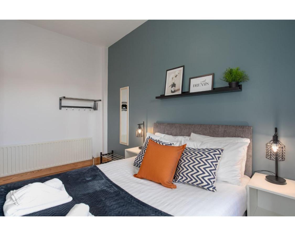 Central Belfast Apartments Eden Apartment