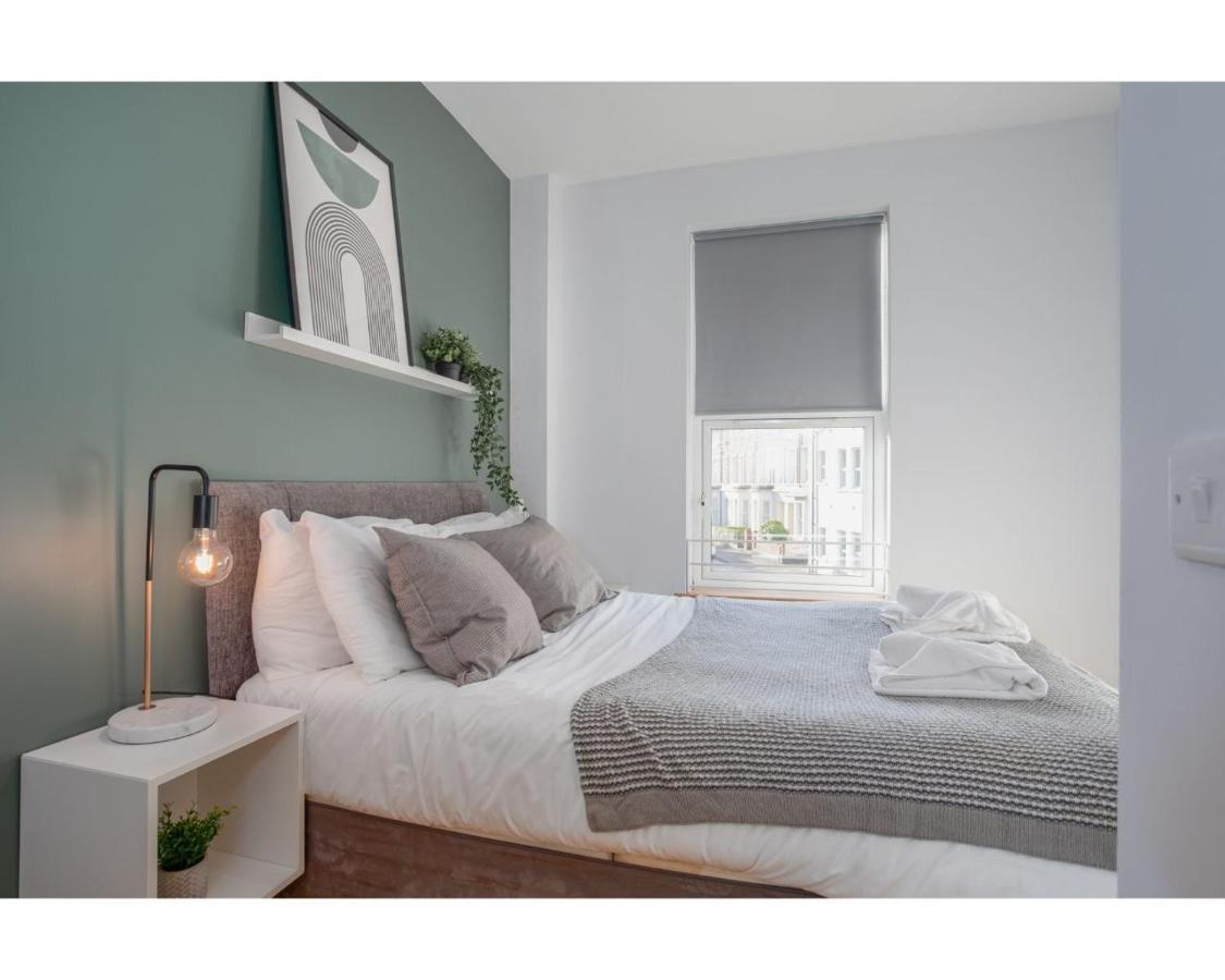 Central Belfast Apartments Eden Apartment Belfast